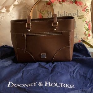 Dooney & Bourke Selleria Mila Tote